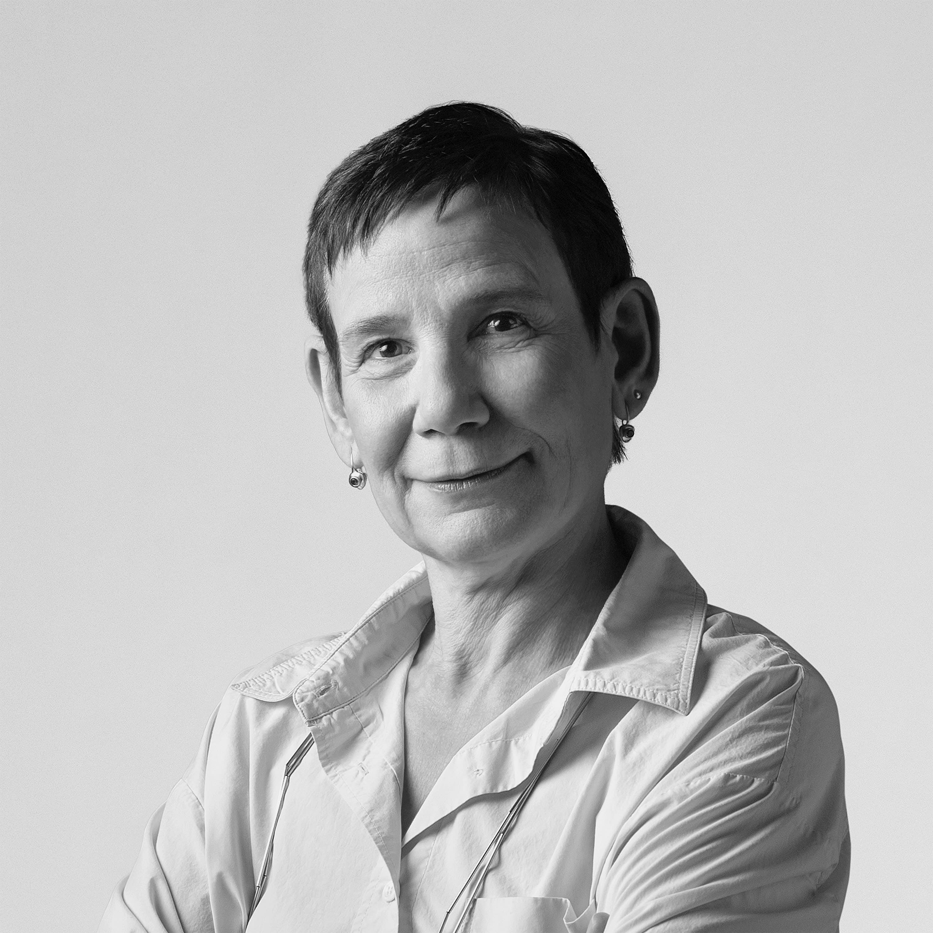 Headshot of Marie Lou Papazian